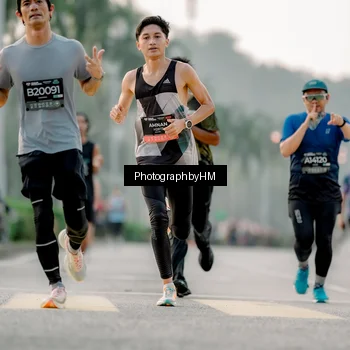 Runner Photo 6658737