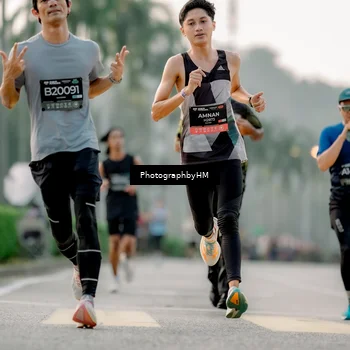 Runner Photo 6658740
