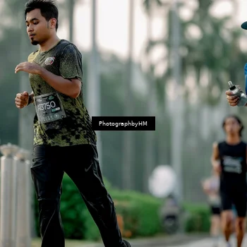 Runner Photo 6658761