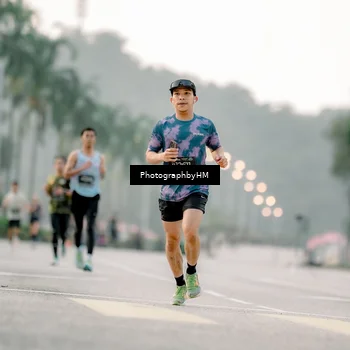 Runner Photo 6658766