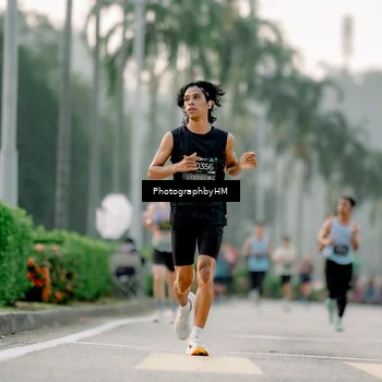 Runner Photo 6658767