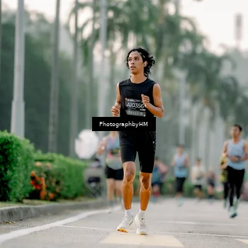 Runner Photo 6658768