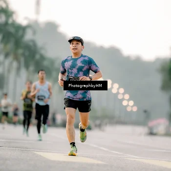 Runner Photo 6658771