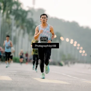 Runner Photo 6658799