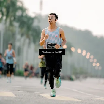 Runner Photo 6658814