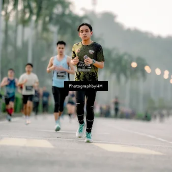 Runner Photo 6658824