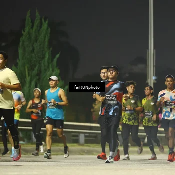 Runner Photo 6658844