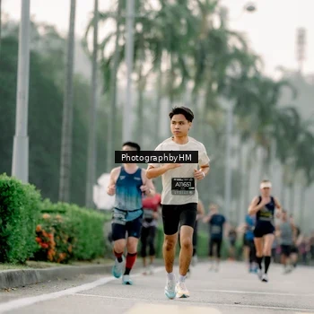 Runner Photo 6658871