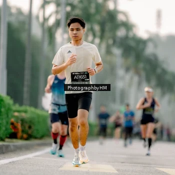 Runner Photo 6658872
