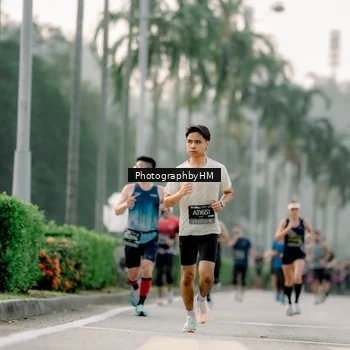 Runner Photo 6658873