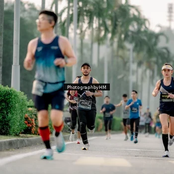 Runner Photo 6658877