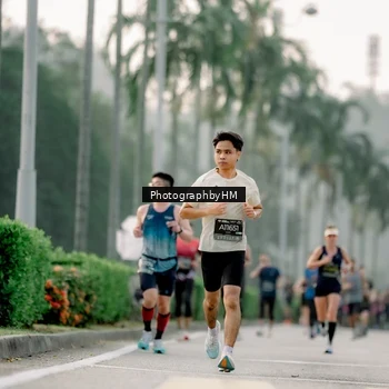 Runner Photo 6658879