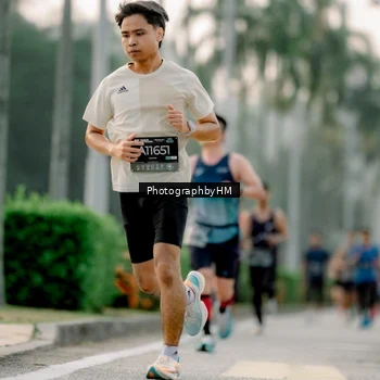 Runner Photo 6658882