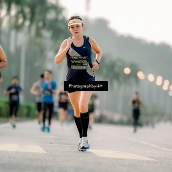 Runner Photo 6658893