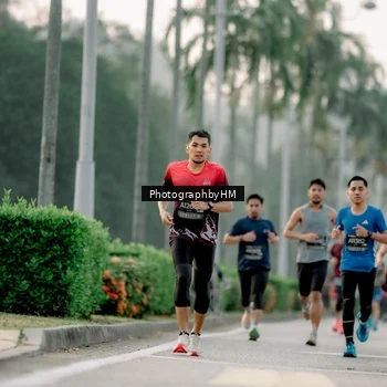 Runner Photo 6658928