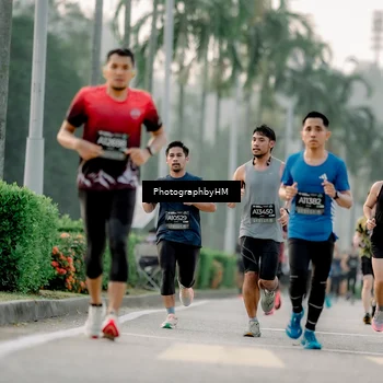 Runner Photo 6658937