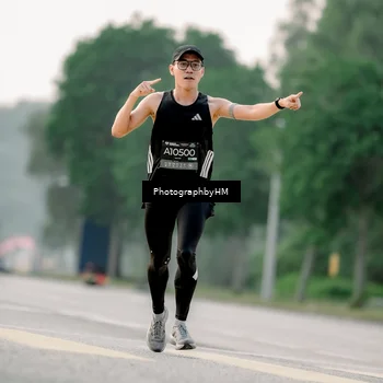 Runner Photo 6658991