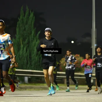 Runner Photo 6659027