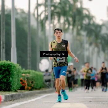 Runner Photo 6659052