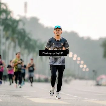 Runner Photo 6659064