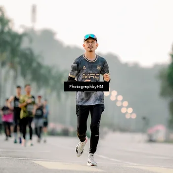 Runner Photo 6659065