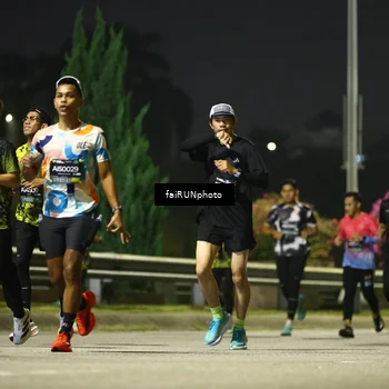Runner Photo 6659078