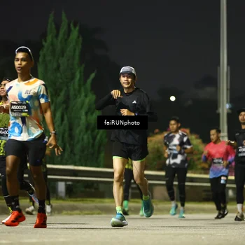 Runner Photo 6659088