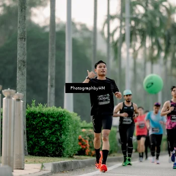 Runner Photo 6659098