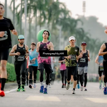 Runner Photo 6659113