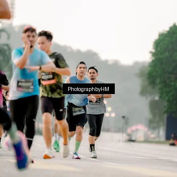 Runner Photo 6659142