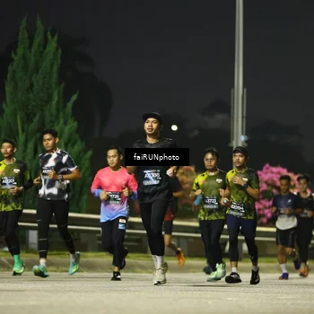 Runner Photo 6659145
