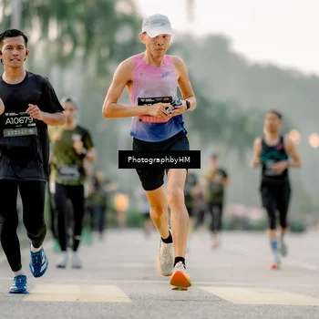 Runner Photo 6659405
