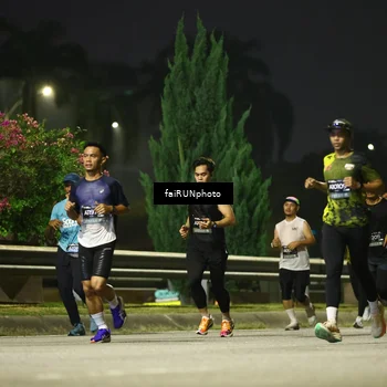 Runner Photo 6659409
