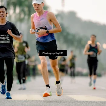 Runner Photo 6659413