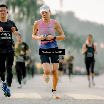 Runner Photo 6659414