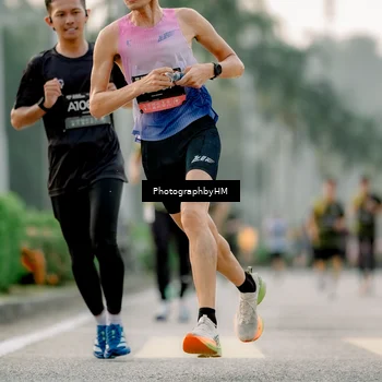 Runner Photo 6659422