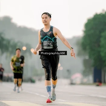 Runner Photo 6659444