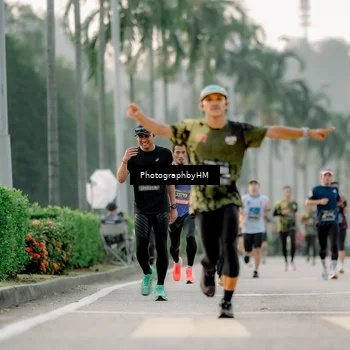Runner Photo 6659458