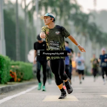 Runner Photo 6659475