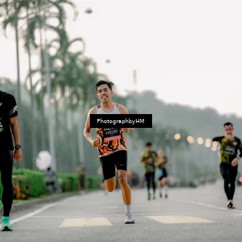 Runner Photo 6659569