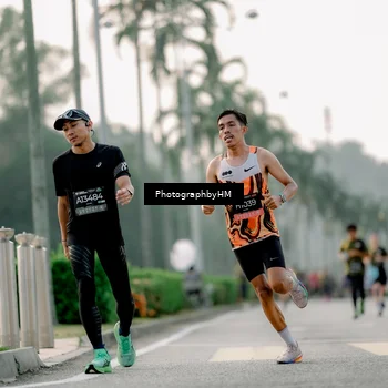 Runner Photo 6659572