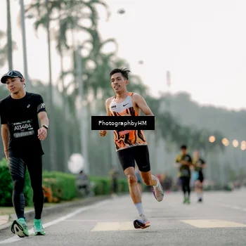 Runner Photo 6659573