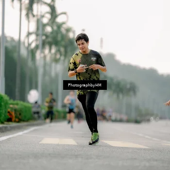 Runner Photo 6659600
