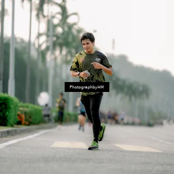 Runner Photo 6659605