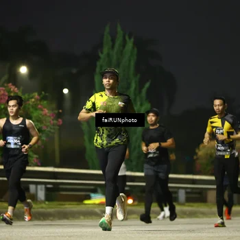 Runner Photo 6659685