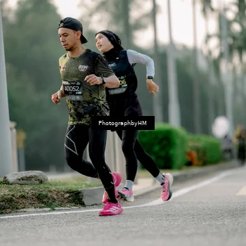 Runner Photo 6659696
