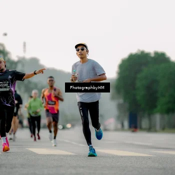 Runner Photo 6659742