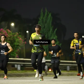 Runner Photo 6659753