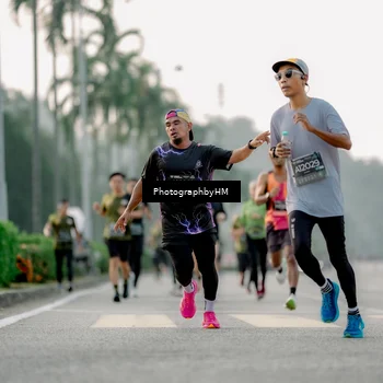 Runner Photo 6659757