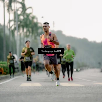 Runner Photo 6659759
